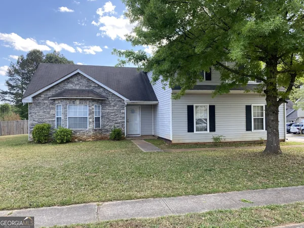 $1,795 | 2761 Rambling Way, Lithonia, GA 30058