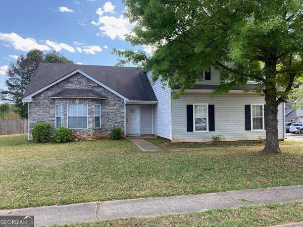 $1,795 | 2761 Rambling Way, Lithonia, GA 30058