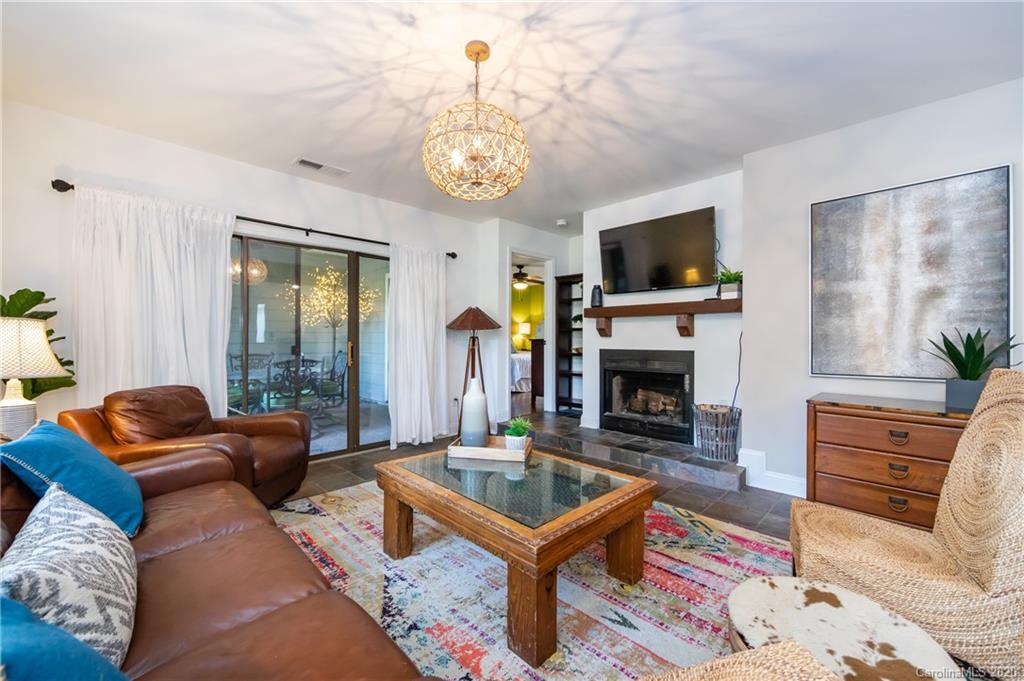 308 Queens Road, Unit 28 Charlotte, NC 28204 - Photo 11 of 28 Gallery Image 11