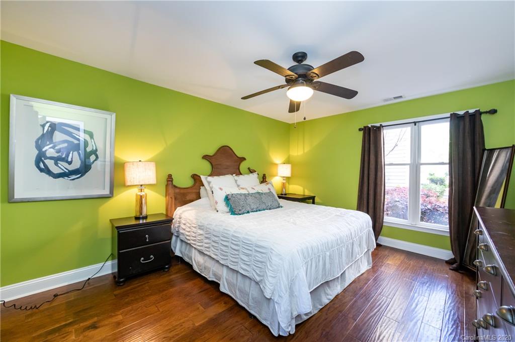 308 Queens Road, Unit 28 Charlotte, NC 28204 - Photo 13 of 28 Gallery Image 13