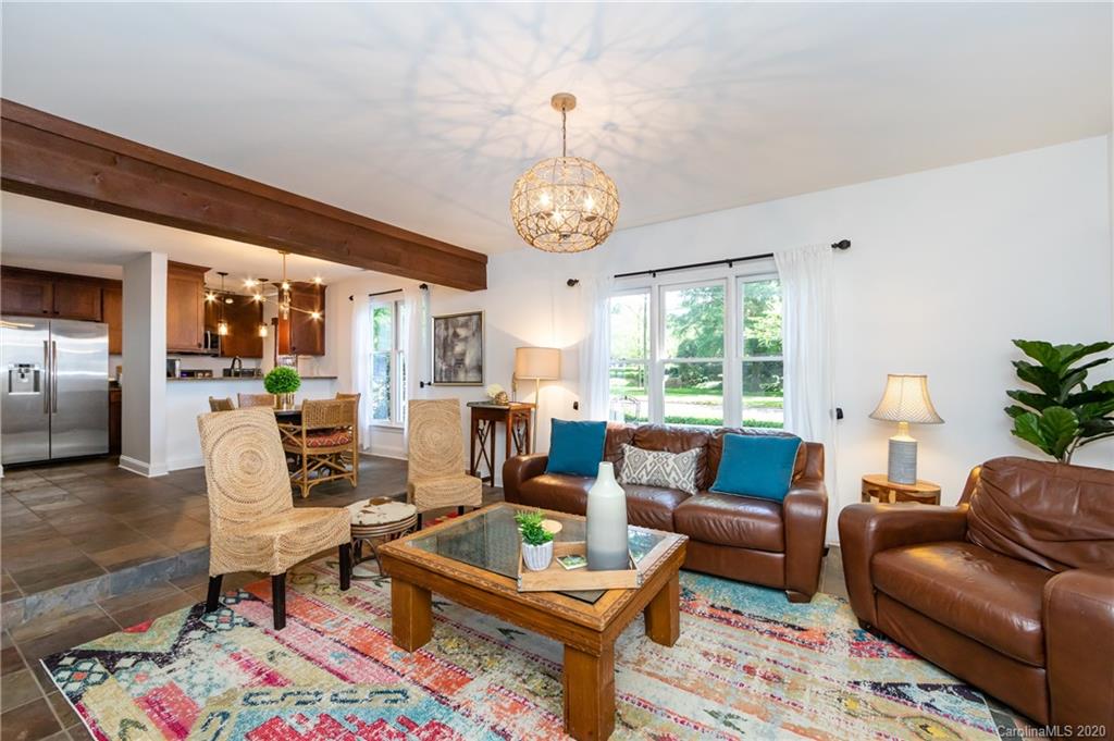 308 Queens Road, Unit 28 Charlotte, NC 28204 - Photo 9 of 28 Gallery Image 9
