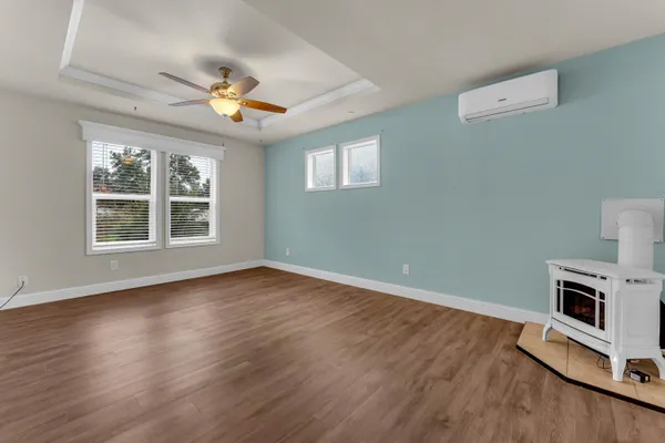 a view of an empty walk in closet