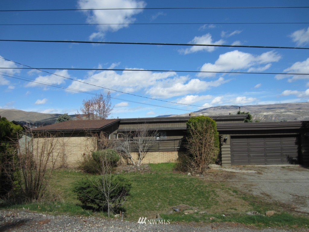 216 Chatham Hill Road Wenatchee, WA 98801 - Photo 1 of 1 Gallery Image 1