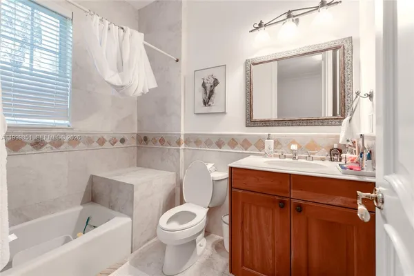 $5,950,000 | 12101 Moss Ranch Road, Pinecrest, FL 33156