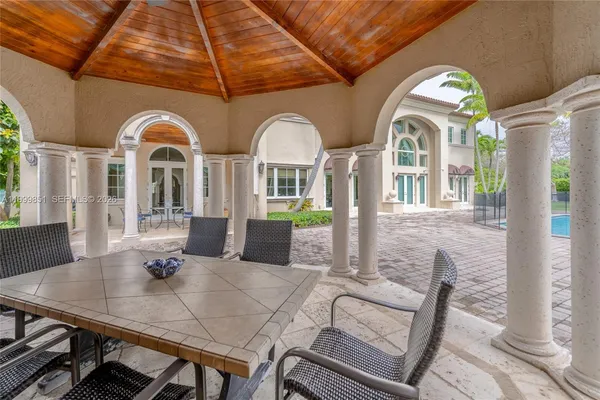 $5,950,000 | 12101 Moss Ranch Road, Pinecrest, FL 33156