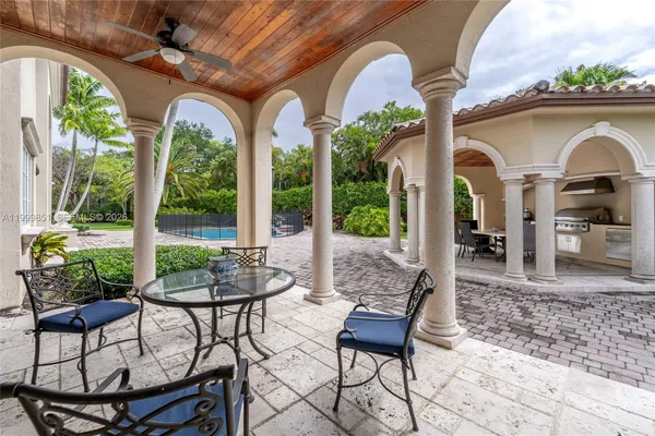 $5,950,000 | 12101 Moss Ranch Road, Pinecrest, FL 33156