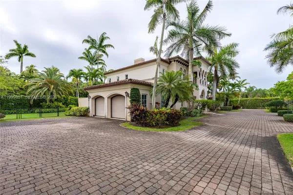 $5,950,000 | 12101 Moss Ranch Road, Pinecrest, FL 33156