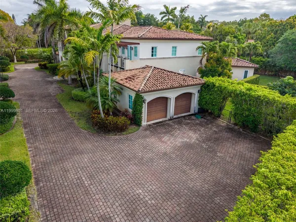 $5,950,000 | 12101 Moss Ranch Road, Pinecrest, FL 33156