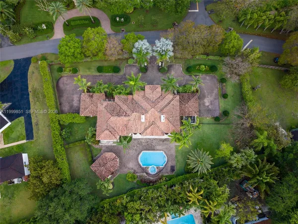 $5,950,000 | 12101 Moss Ranch Road, Pinecrest, FL 33156
