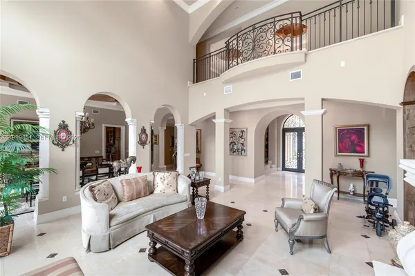 $5,950,000 | 12101 Moss Ranch Road, Pinecrest, FL 33156