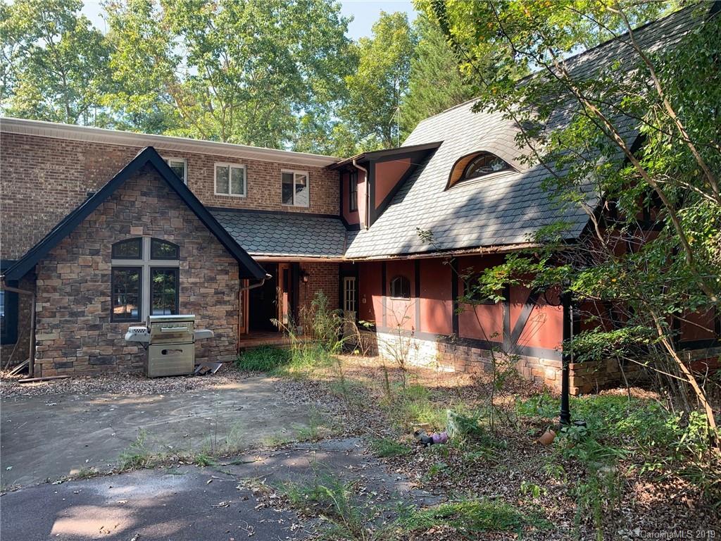 592 Hickory Grove Church Road Columbus, NC 28722 - Photo 1 of 44 Gallery Image 1