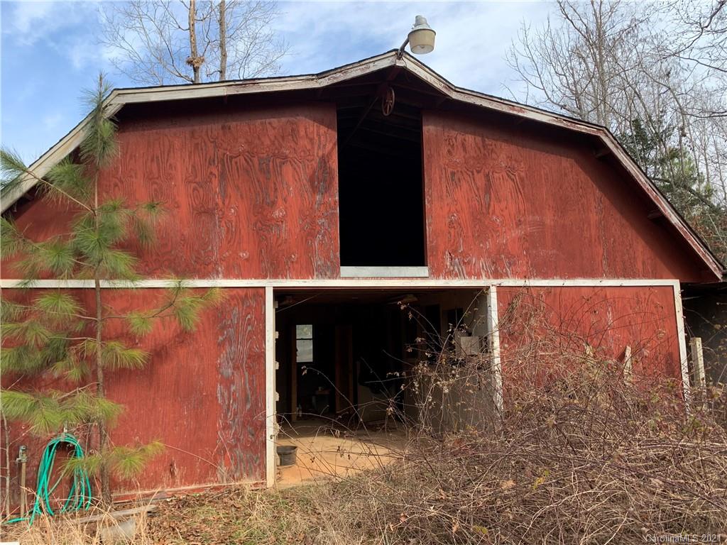 592 Hickory Grove Church Road Columbus, NC 28722 - Photo 29 of 44 Gallery Image 29
