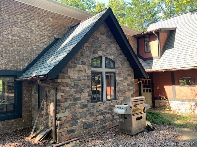 592 Hickory Grove Church Road Columbus, NC 28722 - Photo 4 of 44 Gallery Image 4