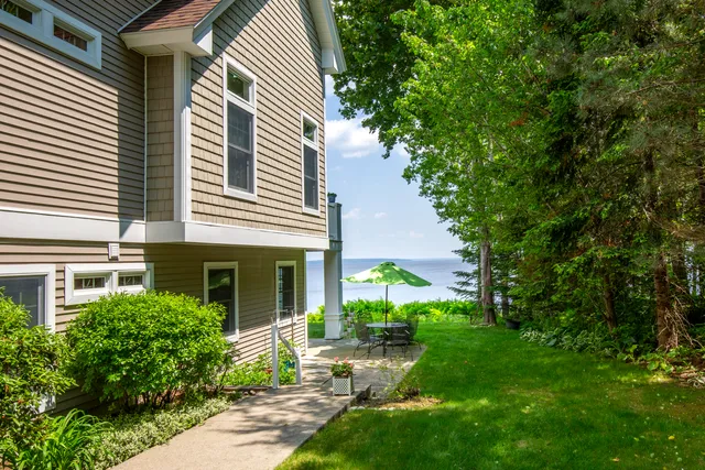 $1,625,000 | 155 Bayside Drive, Belfast, ME 04915