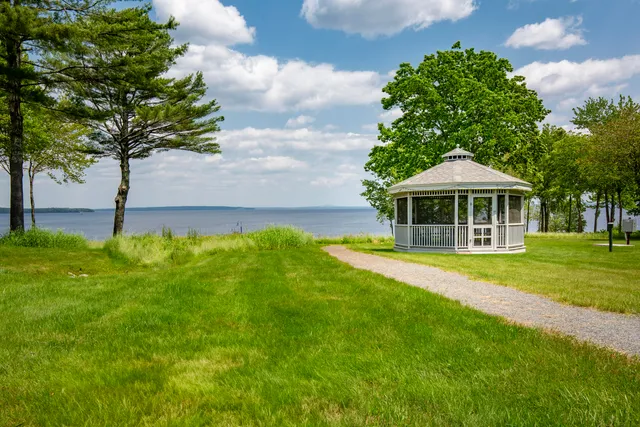 $1,625,000 | 155 Bayside Drive, Belfast, ME 04915