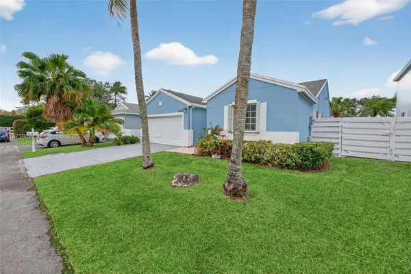 $3,990 | 14610 Southwest 145th Place, Miami, FL 33186