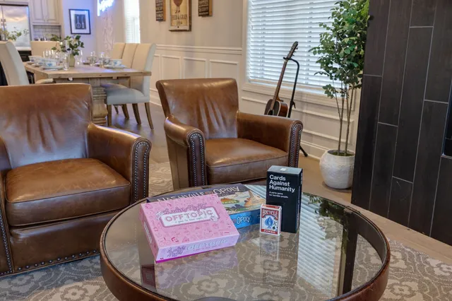 $5,995 | 1009 A 12th Avenue South, Nashville, TN 37203