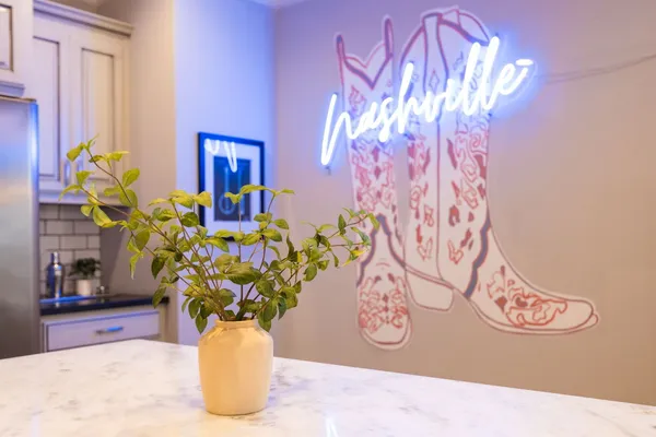 $5,995 | 1009 A 12th Avenue South, Nashville, TN 37203