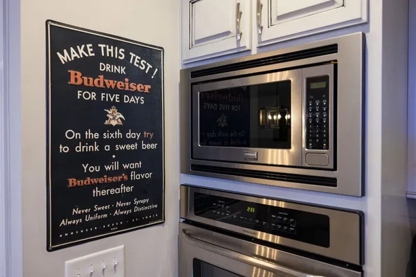 $5,995 | 1009 A 12th Avenue South, Nashville, TN 37203