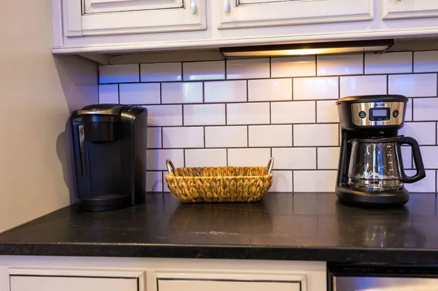 $5,995 | 1009 A 12th Avenue South, Nashville, TN 37203