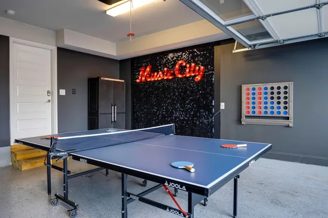 $5,995 | 1009 A 12th Avenue South, Nashville, TN 37203