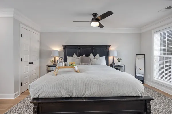 $5,995 | 1009 A 12th Avenue South, Nashville, TN 37203