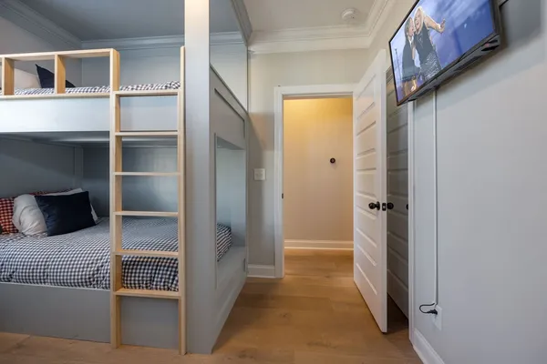 $5,995 | 1009 A 12th Avenue South, Nashville, TN 37203