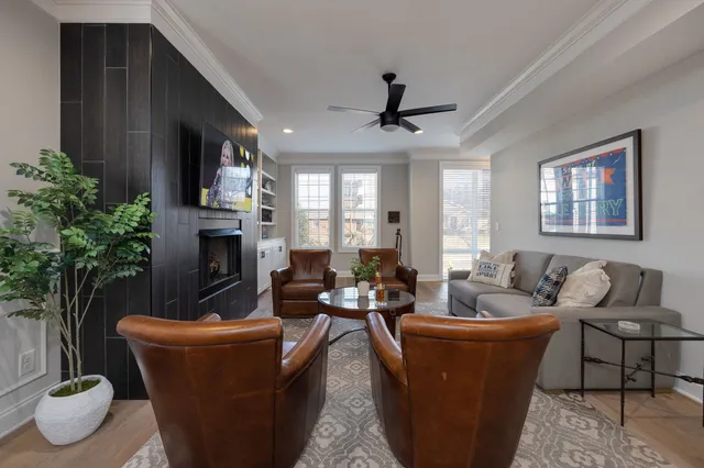 $5,995 | 1009 A 12th Avenue South, Nashville, TN 37203