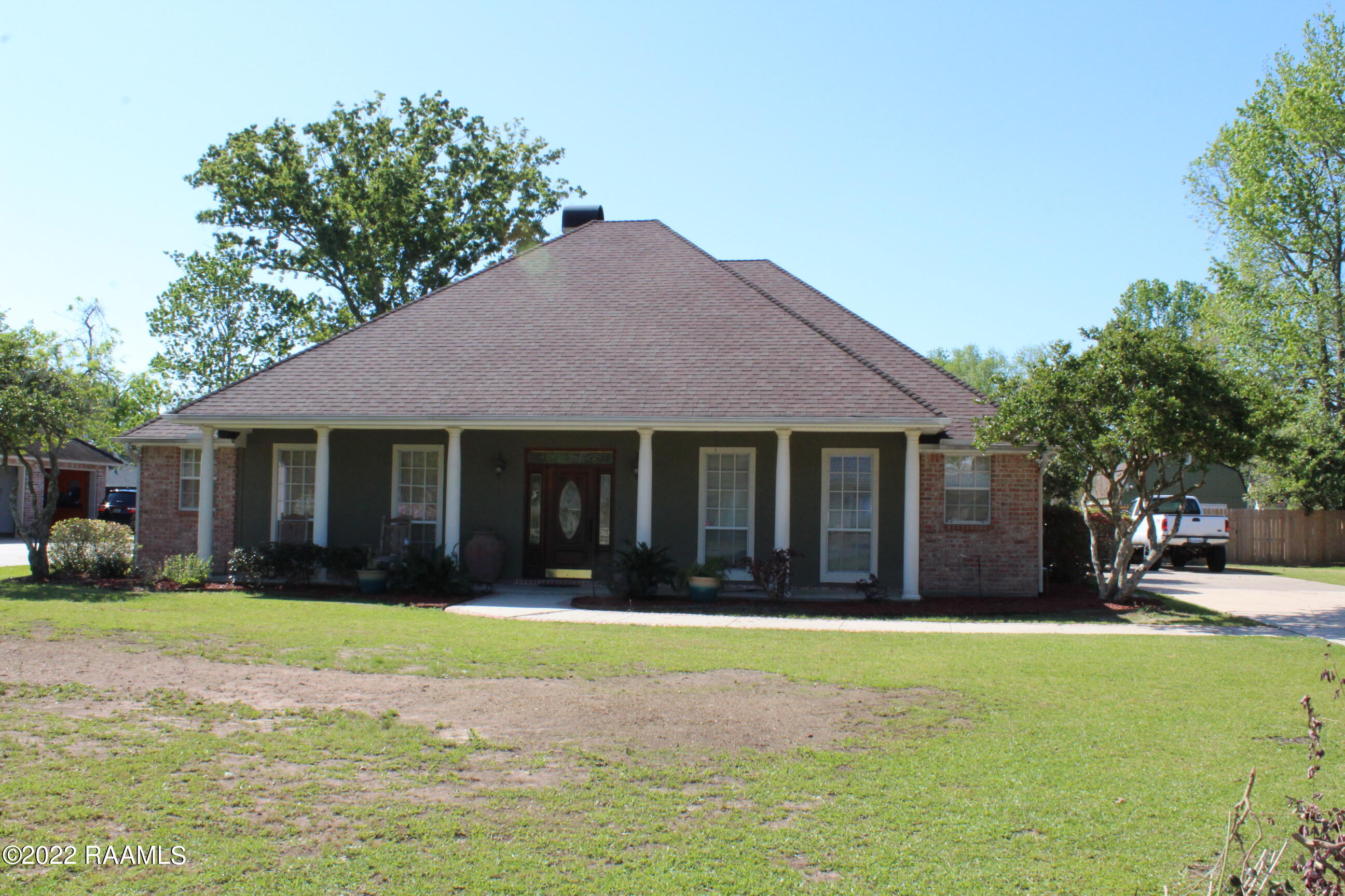 106 Oak Post Road Lafayette, LA 70503 - Photo 2 of 24 Gallery Image 2