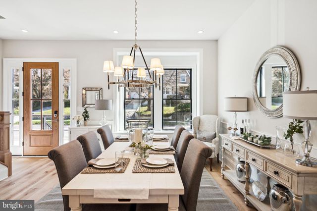 $1,199,990 | 206 B North Aberdeen Avenue, Wayne, PA 19087