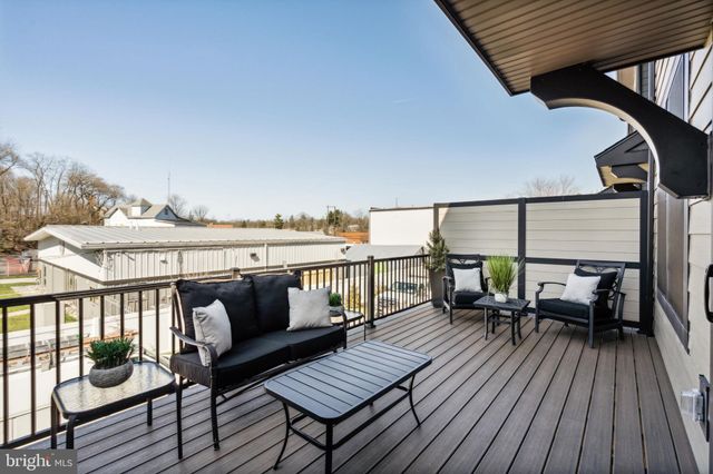 $1,199,990 | 206 B North Aberdeen Avenue, Wayne, PA 19087