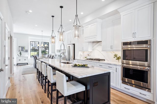 $1,199,990 | 206 B North Aberdeen Avenue, Wayne, PA 19087