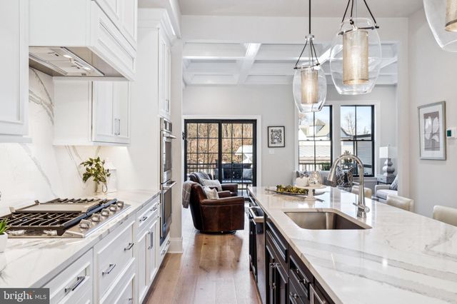 $1,199,990 | 206 B North Aberdeen Avenue, Wayne, PA 19087