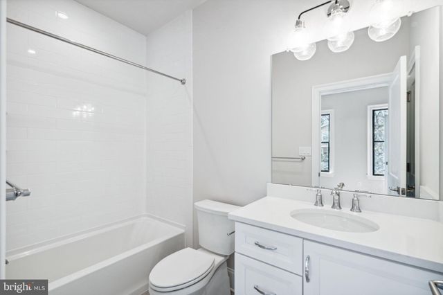 $1,199,990 | 206 B North Aberdeen Avenue, Wayne, PA 19087