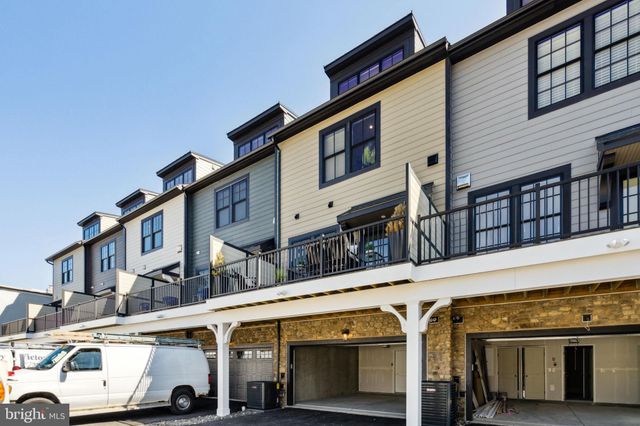 $1,199,990 | 206 B North Aberdeen Avenue, Wayne, PA 19087