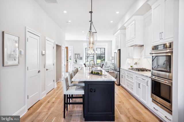 $1,199,990 | 206 B North Aberdeen Avenue, Wayne, PA 19087