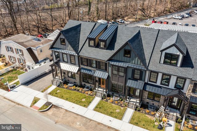 $1,199,990 | 206 B North Aberdeen Avenue, Wayne, PA 19087