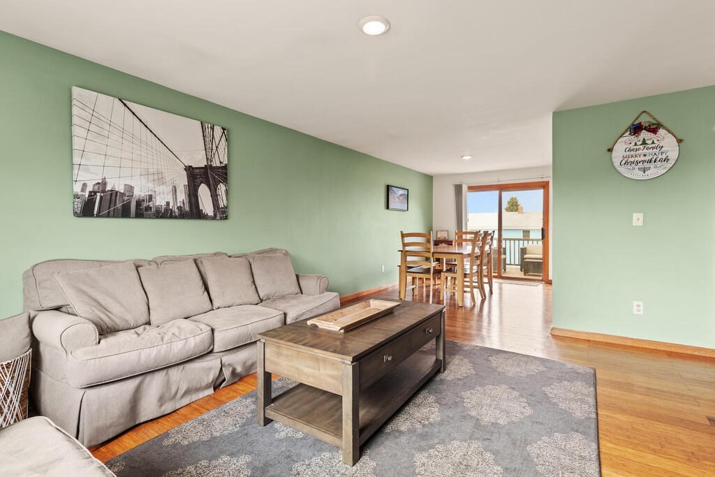 274 Hawthorne Street Fall River, MA 02721 - Photo 7 of 30 Gallery Image 7