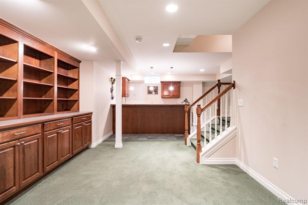 1619 Springview Court Rochester, MI 48307 - Photo 44 of 62
