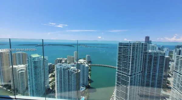 $6,500 | 300 Biscayne Blvd Way, Unit 2908W, Miami, FL 33131