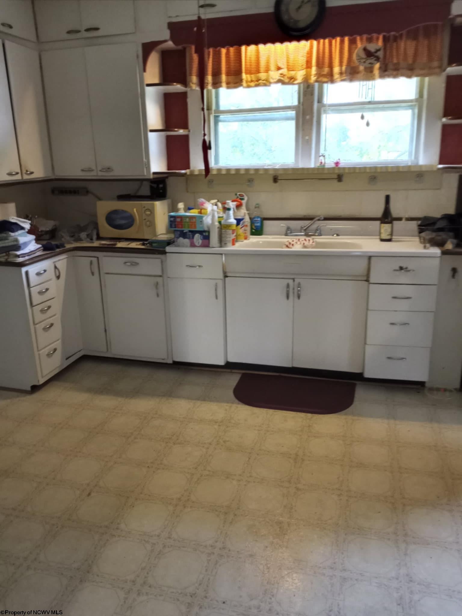 2507 Bailey Ridge Road Buckhannon, WV 26201 - Photo 6 of 15 Gallery Image 6