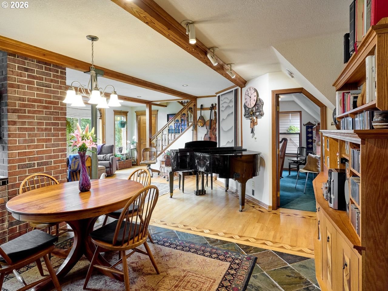 16460 Northwest Meadowlake Road Carlton, OR 97111 - Photo 13 of 48 Dining Area
