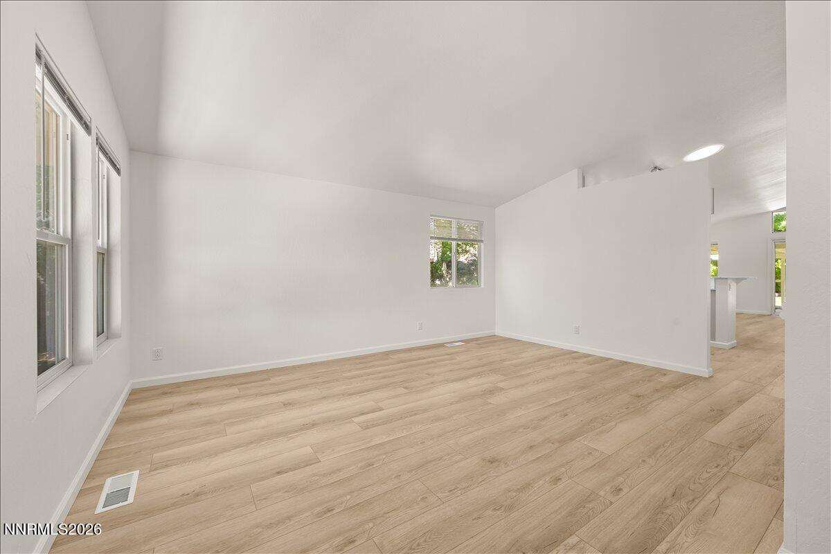 6913 Tesoro Court Reno, NV 89523 - Photo 4 of 46 06-6913 Tesoro Court Reno NV 89523 (6 of