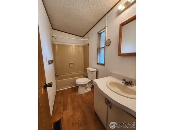 $93,000 | 729 17th Avenue, Unit 20, Longmont, CO 80501