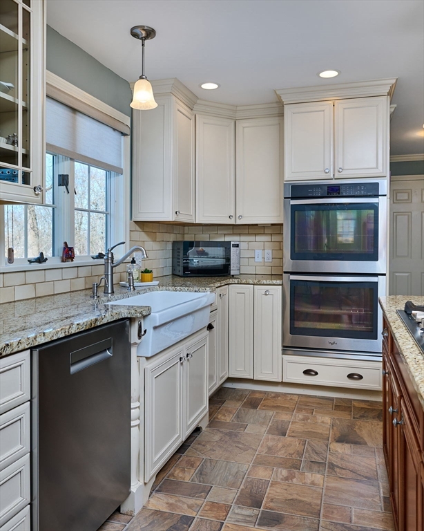 12 Teawaddle Lane Amherst, MA 01002 - Photo 13 of 42