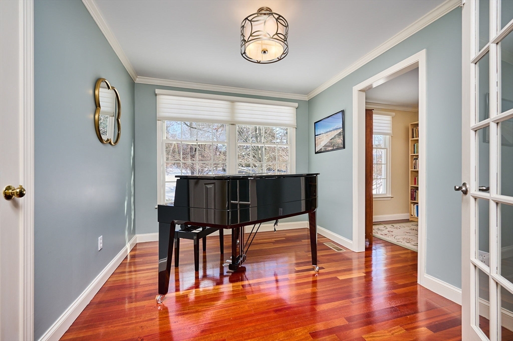 12 Teawaddle Lane Amherst, MA 01002 - Photo 17 of 42