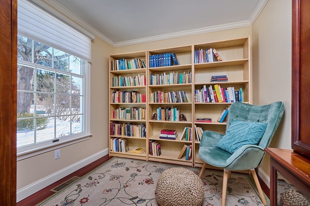 12 Teawaddle Lane Amherst, MA 01002 - Photo 18 of 42