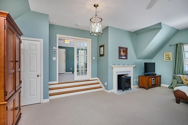 $950,000 | 12 Teawaddle Lane, Amherst, MA 01002