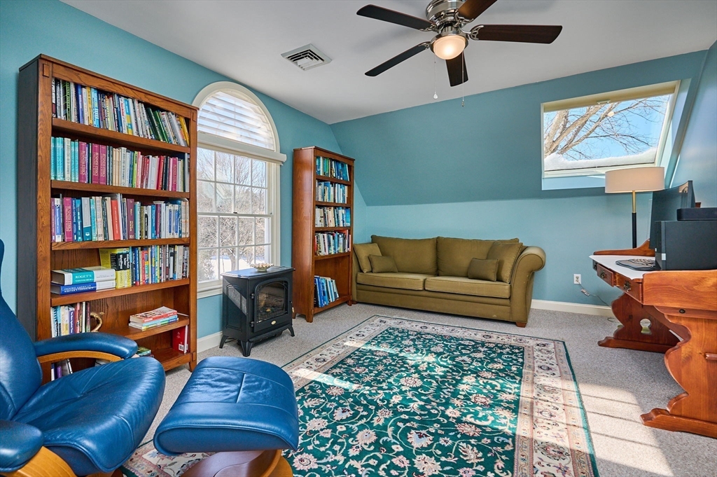 12 Teawaddle Lane Amherst, MA 01002 - Photo 34 of 42