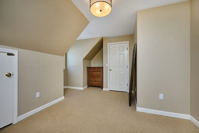 $950,000 | 12 Teawaddle Lane, Amherst, MA 01002